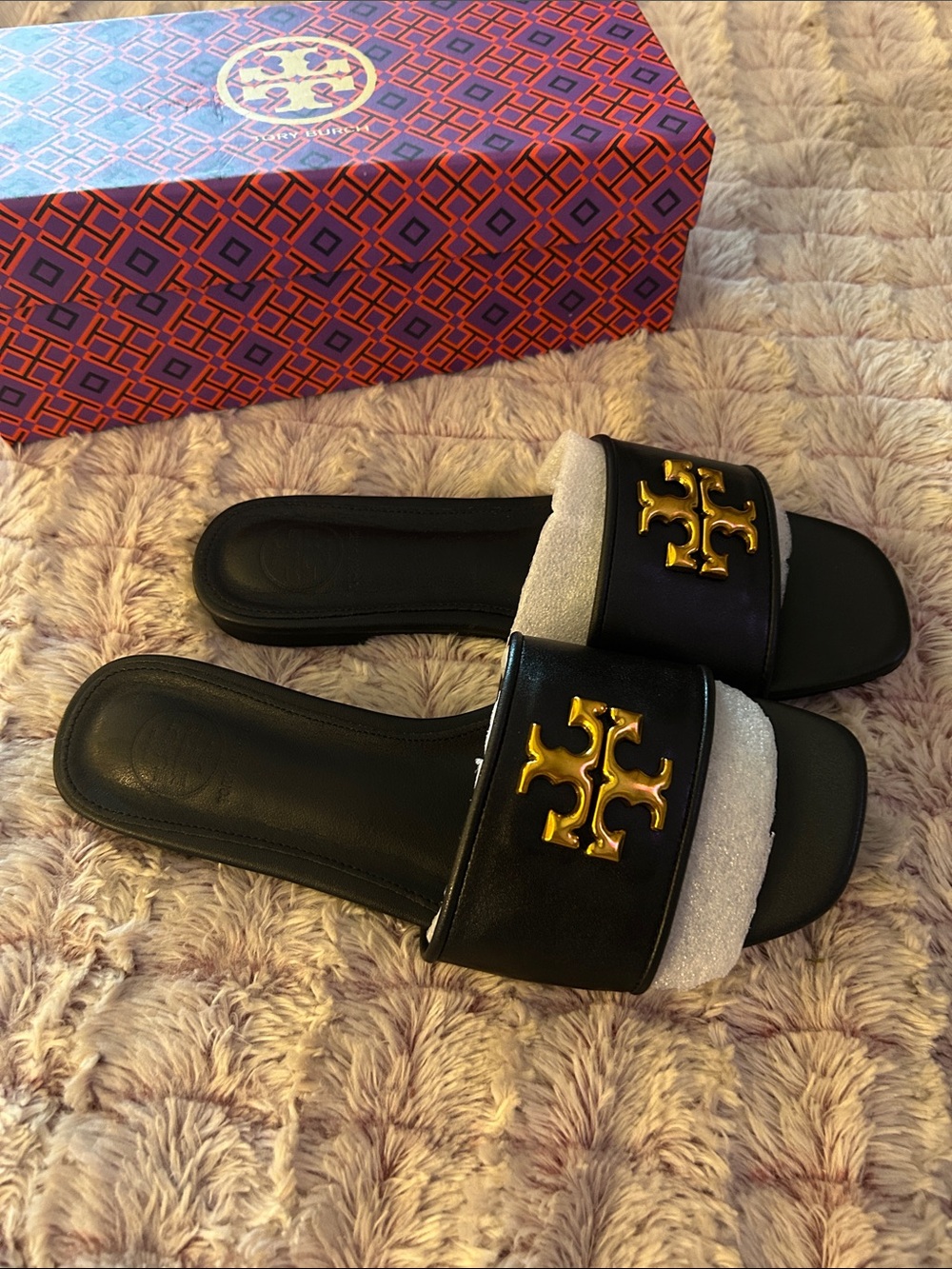 Tory Burch Black Leather Slide Sandals with Gold Logo size 40 U.S 9-9.5 - Picture 2 of 6